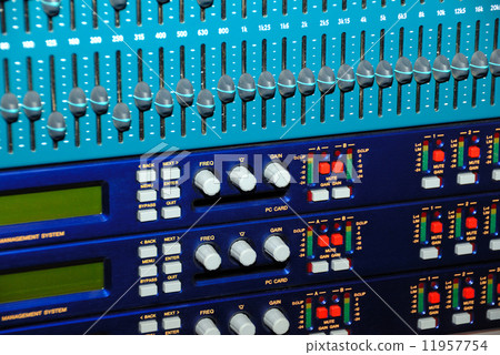 Sound Recording Equipment (Media Equipment) 11957754