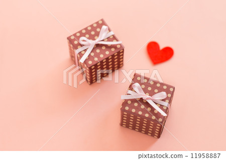 Present Present 11958887