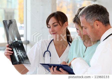 Medical team Medical team 11960133
