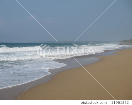 台灣最南端的墾丁國家公園南灣海灘 台灣最南端的墾丁國家公園南灣海灘 11961252
