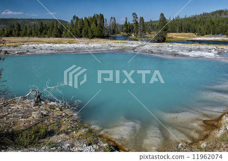 Yellowstone Sapphire Pool 11962074