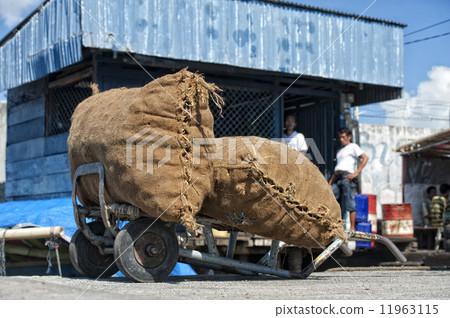 indonesian people working in harbor indonesian people working in harbor 11963115