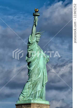 Statue Of Liberty - Manhattan - Liberty Island - New York Statue Of Liberty - Manhattan - Liberty Island - New York 11965252