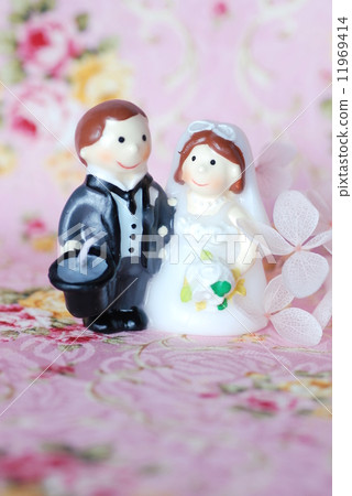 Wedding candles and flowers Wedding candles and flowers 11969414