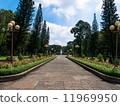 胡志明市前面的Levantant公園入口 11969950