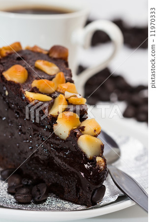 Chocolate cake 11970333