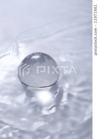 Glass Earth Glass Earth 11971981