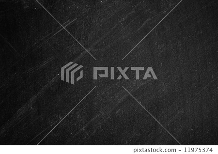 empty school blackboard 11975374