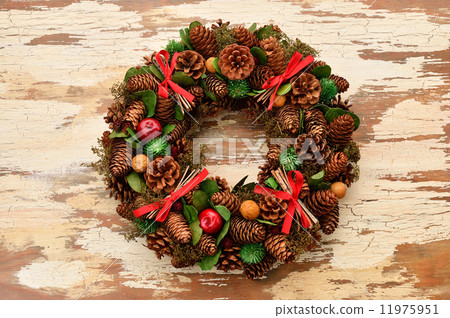 注意）聖誕節租賃。租賃樹葉和蘋果，修飾標記可能會留在背景上。像“白繩”這樣的租賃粘合劑有幾點。購買時請注意。 11975951