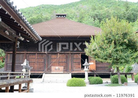 National treasure Daisenji 11976391