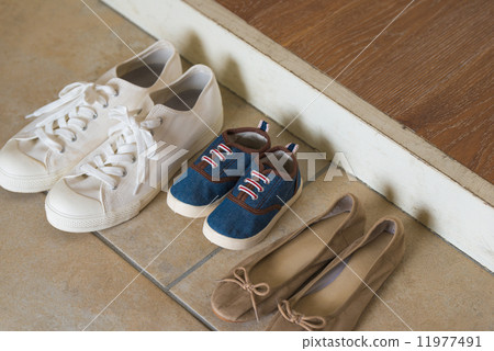 Front door shoes Front door shoes 11977491
