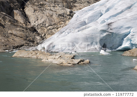 Svelgabreen glacier (Folgefonna National Park, Hordaland county, 11977772