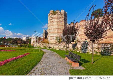 Old fortress at Istanbul Turkey Old fortress at Istanbul Turkey 11978236