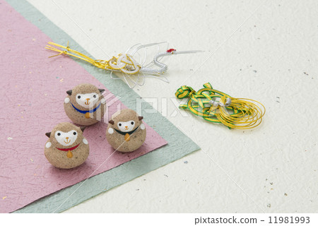 Sheep doll and water drawing 11981993