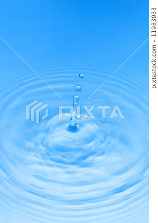 Water droplets and ripples Water droplets and ripples 11983033