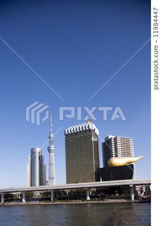 Tokyo Sky Tree and Liverpeara Azumabashi Tokyo Sky Tree and Liverpeara Azumabashi 11984447