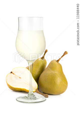 Pear and juice 11986440