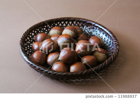 Chestnut basket Chestnut basket 11988937
