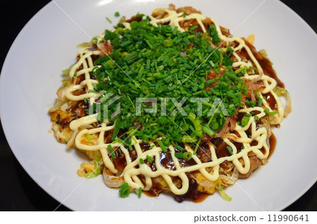 Hiroshima style okonomiyaki 11990641