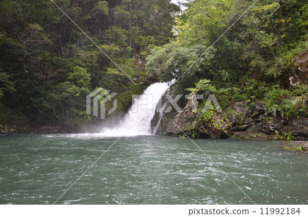 Materia waterfall 11992184