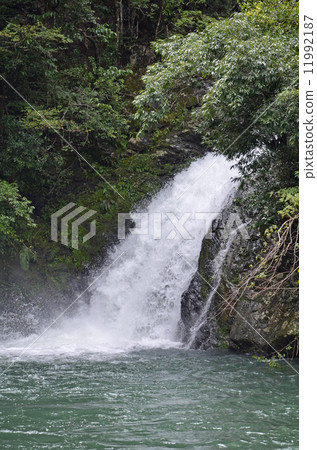 Materia waterfall 11992187