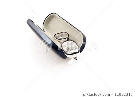 glasses in an open case 11992315