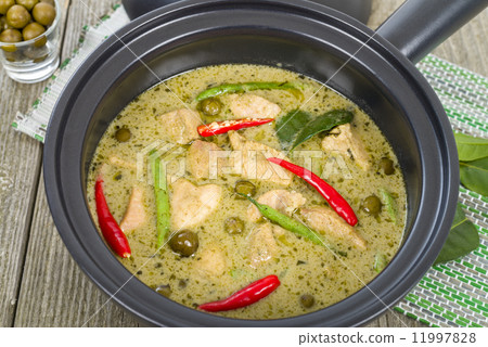 Gaeng Khiao Wan Gai - Thai green chicken curry with baby aubergines and snake beans. 11997828