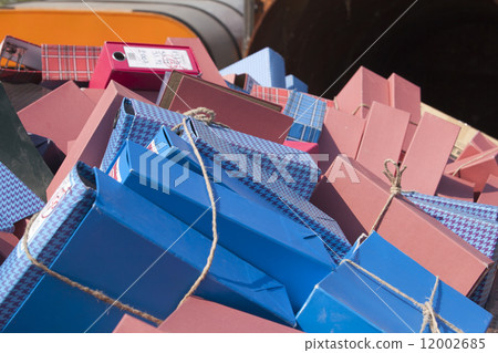 Old binders Old binders 12002685