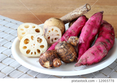 Autumn root vegetables Autumn root vegetables 12003778