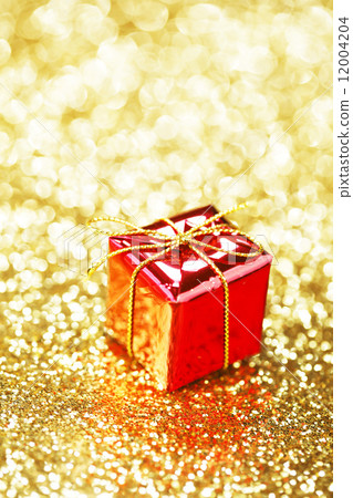 Red gift box 12004204