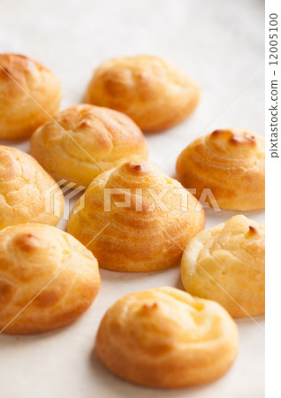 Choux cream Choux cream 12005100