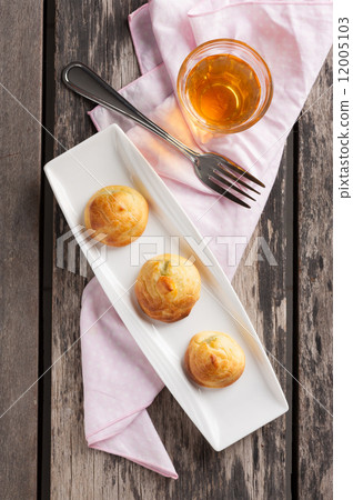 Choux cream Choux cream 12005103