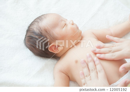 1 month old baby 1 month old baby 12005192