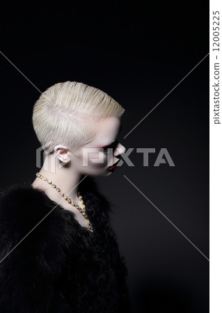 Charisma. Profile of Blonde Fashion Model with Bob Hairdo 12005225