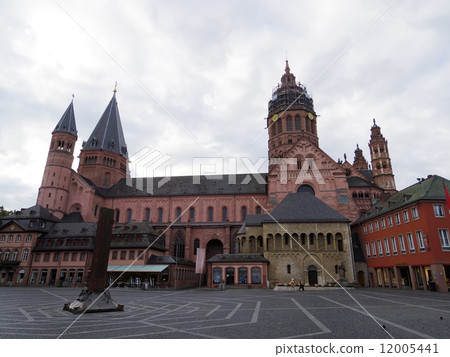 Mainz Cathedral 12005441