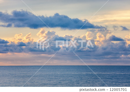 Tropical Sunset 12005701