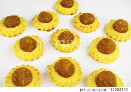 Pineapple biscuit Pineapple biscuit 12008103