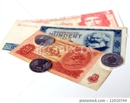 Money picture 12010744