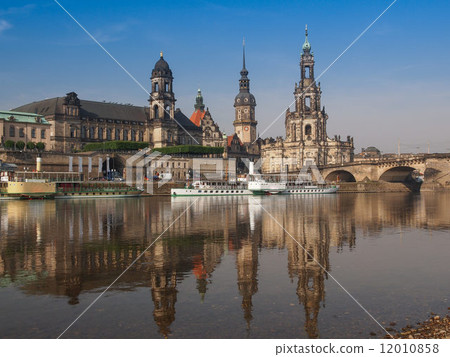 Dresden Hofkirche 12010858