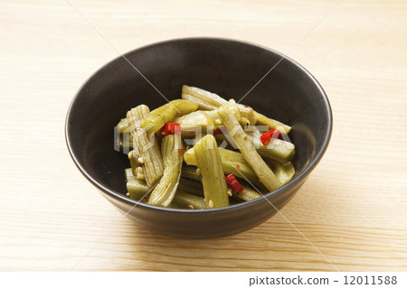 Stir-fried china with jellyfish Stir-fried china with jellyfish 12011588