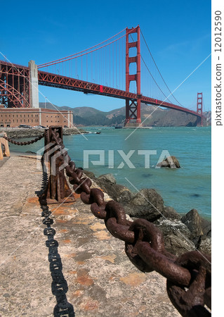 Rusty old chain, Golden gate bridge 12012590