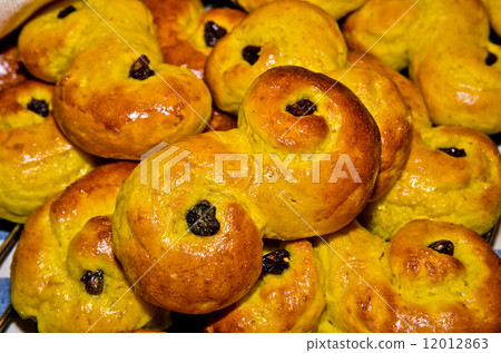 Saffron buns Saffron buns 12012863