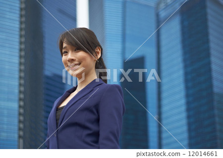 Girl in the City 12014661