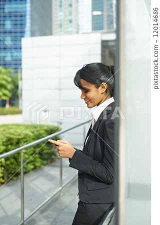 Woman in the City 12014686