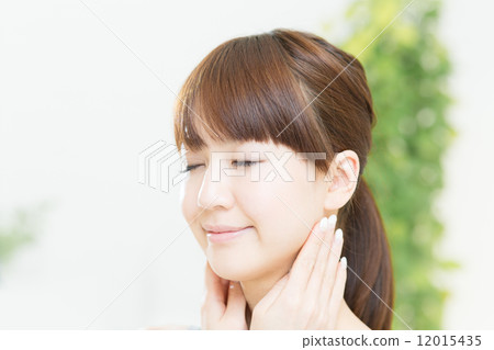 Beauty image 12015435