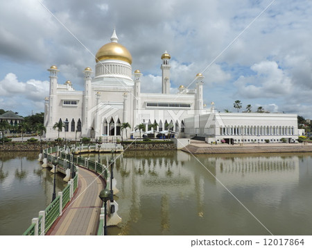 Sultan Omar · Ali · Saifudin · Mosque 12017864