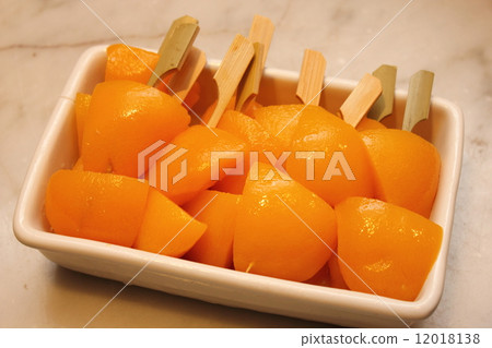 Peach skewers Peach skewers 12018138