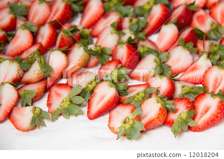 strawberry 12018204