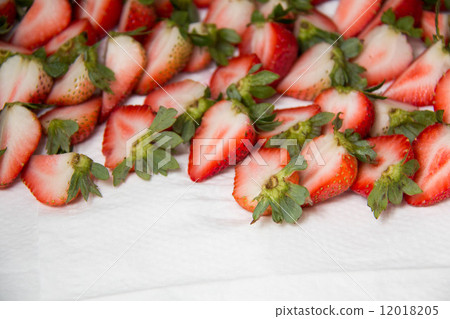 strawberry strawberry 12018205