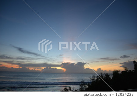 關島的黃昏 12024222